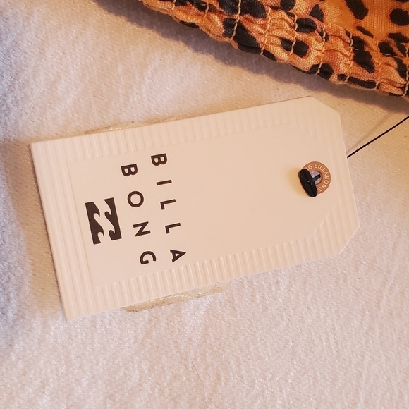 Billabong Paradise Leopard Puff Sleeve Mini Sz. L Dress NWT - Picture 4 of 13